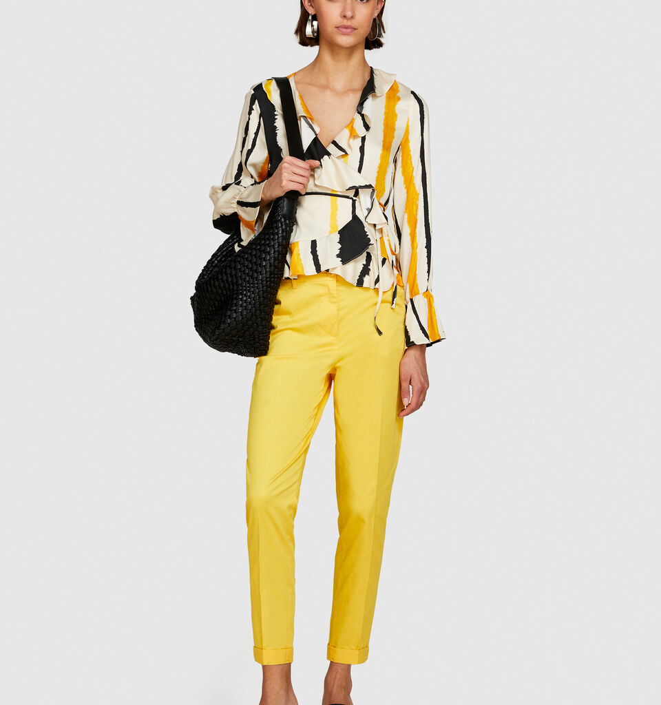 Cigarette trousers - women's skinny fit trousers - Yellow | Sisley image number 1